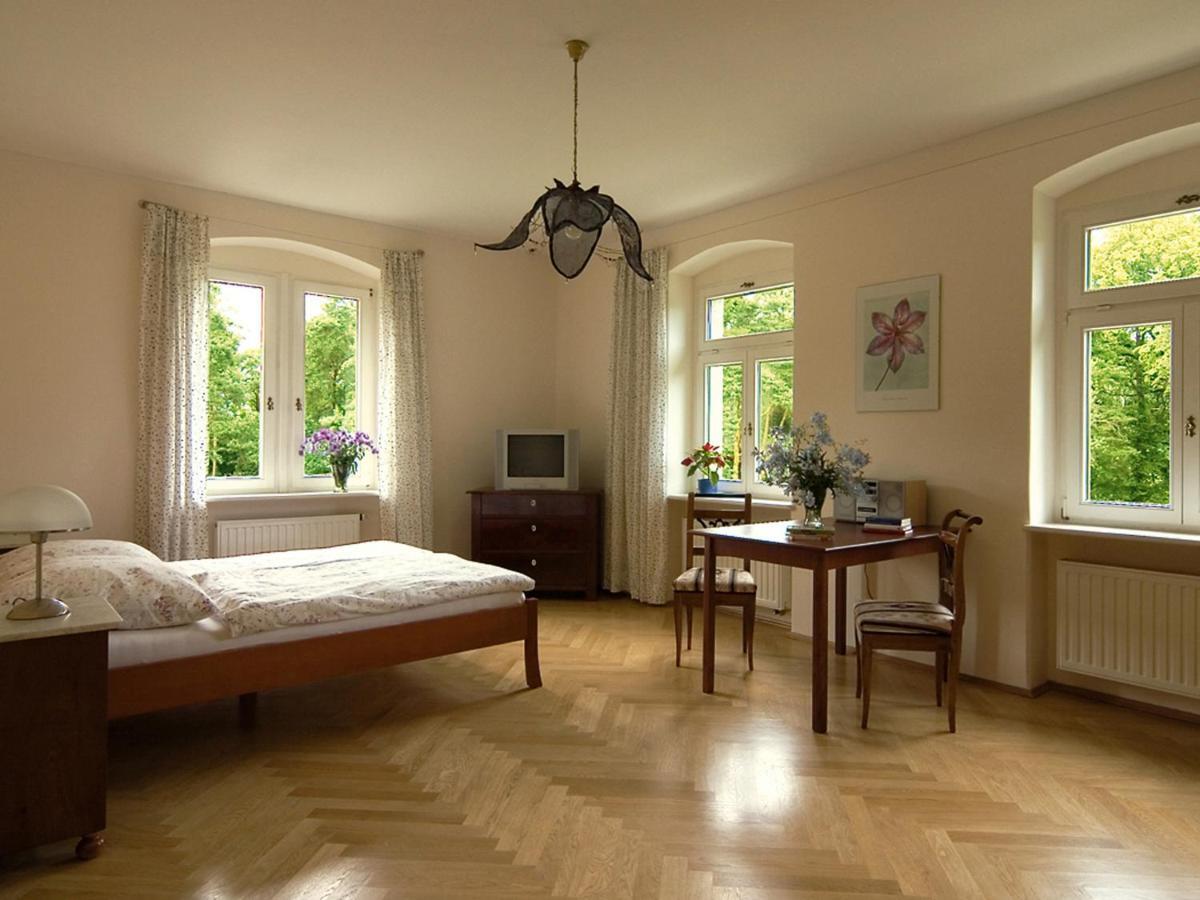 Therese-Malten-Villa Dresden Rum bild